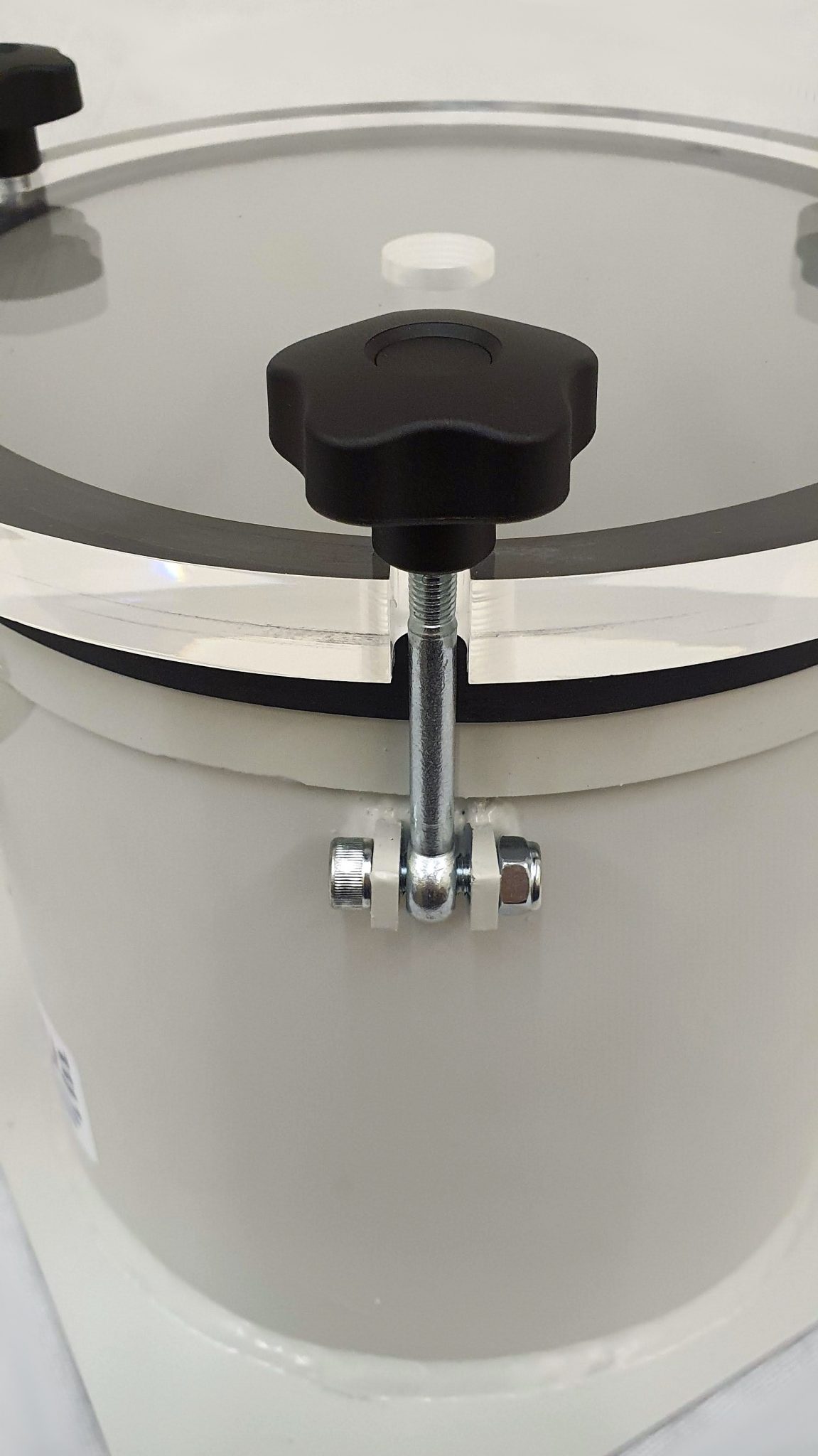 8 Ltr Catch Pots for Vacuum Bagging VacuumDegassing